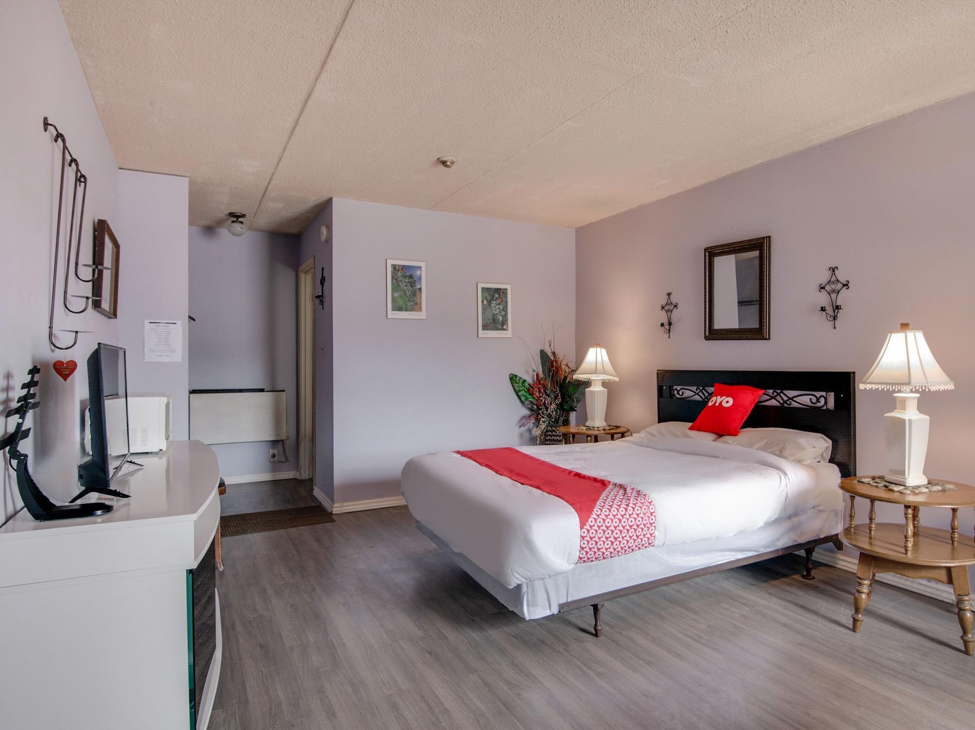 Falls Inn Near Casino Niagara By Oyo Ngoại thất bức ảnh